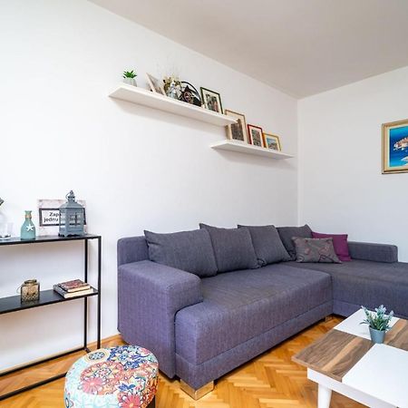 Apartment Vido- 1-Bedroom Apartment With Loggia دوبروفينك المظهر الخارجي الصورة