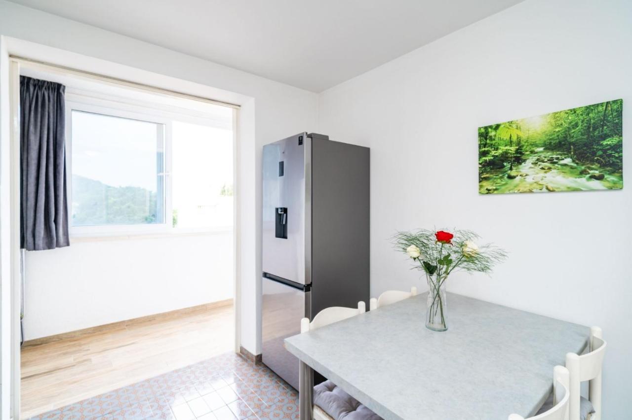 Apartment Vido- 1-Bedroom Apartment With Loggia دوبروفينك المظهر الخارجي الصورة