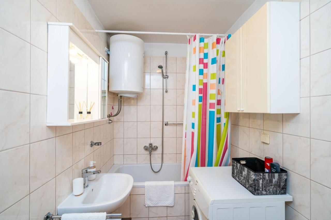 Apartment Vido- 1-Bedroom Apartment With Loggia دوبروفينك المظهر الخارجي الصورة